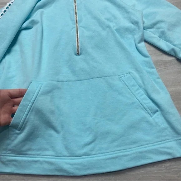 Lilly Pulitzer Skipper Solid Popover Light Blue 1/4 Zip Size Medium - Picture 9 of 11